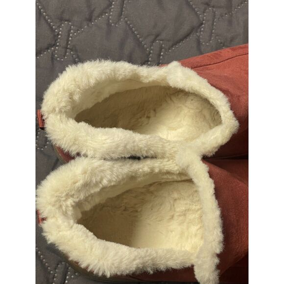 Vionic Women’s Sinclair Faux Fur Slipper Boots Sz 8.5- Cozy Indoor Shoes- Syrah - Picture 5 of 13